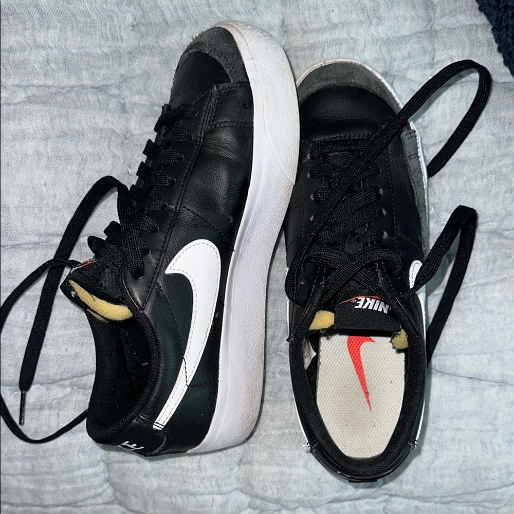 Nike Black and White Sneakers
